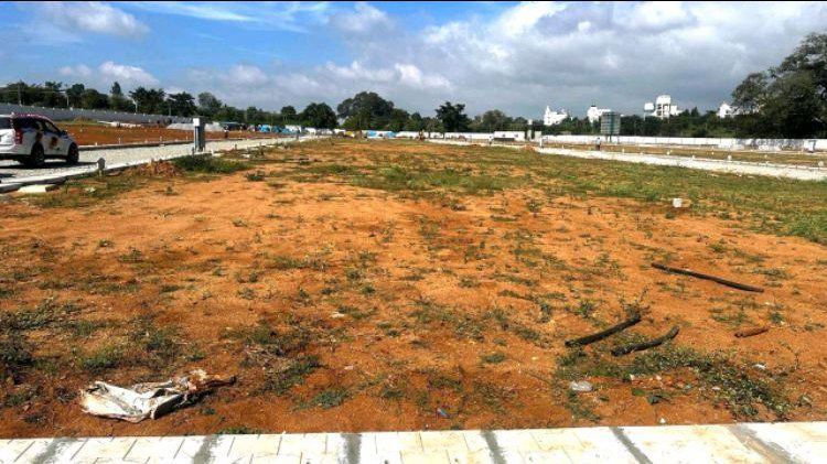 Plot For Sale in Arvind Lakeview