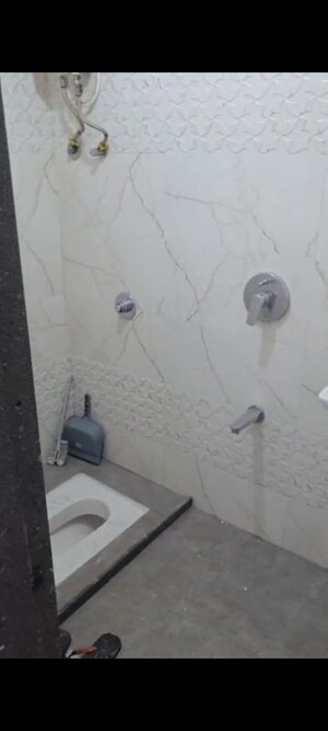 Bathroom in 2 BHK Apartment at KSA AL Rayyan, Madanpura – for Rent