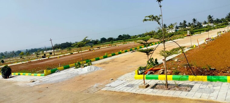undefined, chikkaballapur  1200 Sq.Ft. Plot In Chikkaballapur Bangalore 9758522