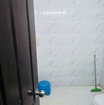 Bathroom in 3.5 BHK Builder Floor at Mayfield Garden – for Rent