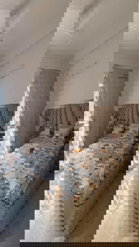 1 BHK + Extra Room Apartment For Rent in RWA Apartments Sector 27