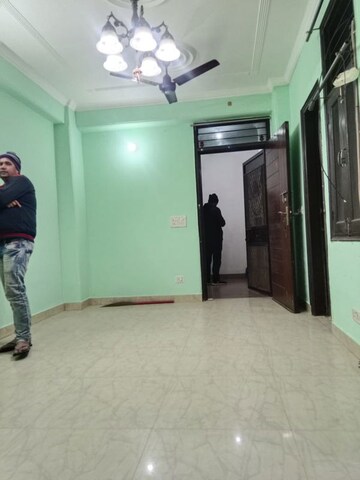 Room in 1 BHK Builder Floor at Neb Sarai – for Rent