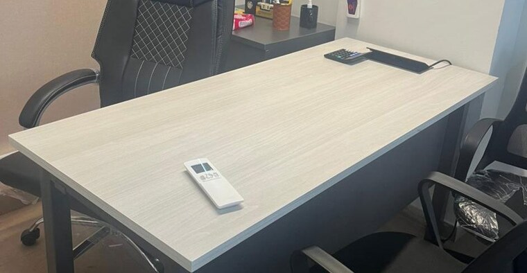 Bedroom, lower parel west Commercial Office Space 1230 Sq.Ft. In Lower Parel West Mumbai 9758585