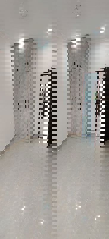 1 BHK Builder Floor For Rent in Sector 51