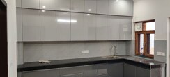 1 BHK Builder Floor For Rent in Sector 52