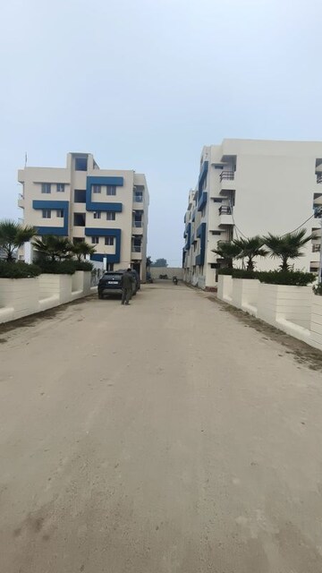 Parking in 1 BHK Apartment at Deva Road – for Sale