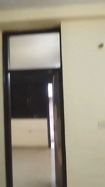 Furnished Amenities in 1 BHK Builder Floor at Vaishali Sector 3 – for Sale