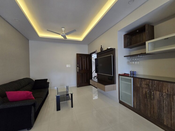 Room, indiranagar 2 Bedroom 1200 Sq.Ft. Apartment In Indiranagar Bangalore 9758713