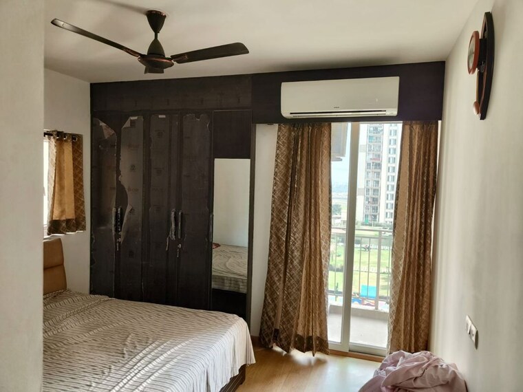 Bedroom, emaar-gurgaon-greens 3 Bedroom 1857 Sq.Ft. Apartment In Sector 102 Gurgaon 9758666
