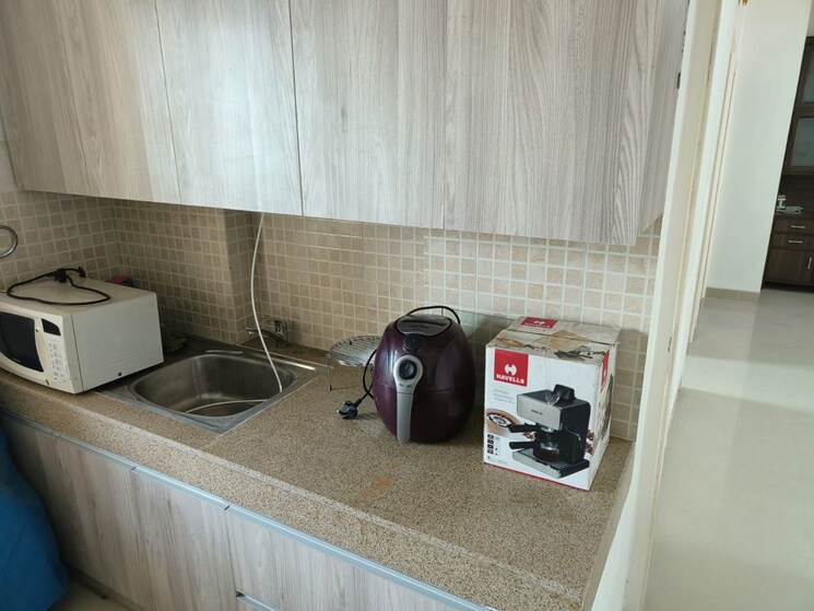  Parking, emaar-gurgaon-greens 3 Bedroom 1857 Sq.Ft. Apartment In Sector 102 Gurgaon 9758666