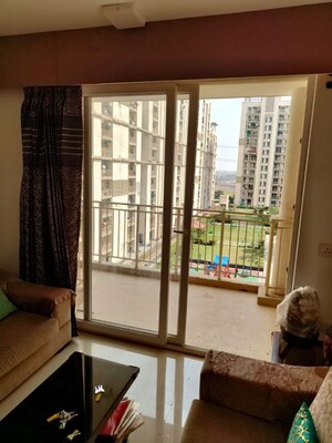 Room in 3 BHK Apartment at Emaar Gurgaon Greens, Sector 102 – for Rent