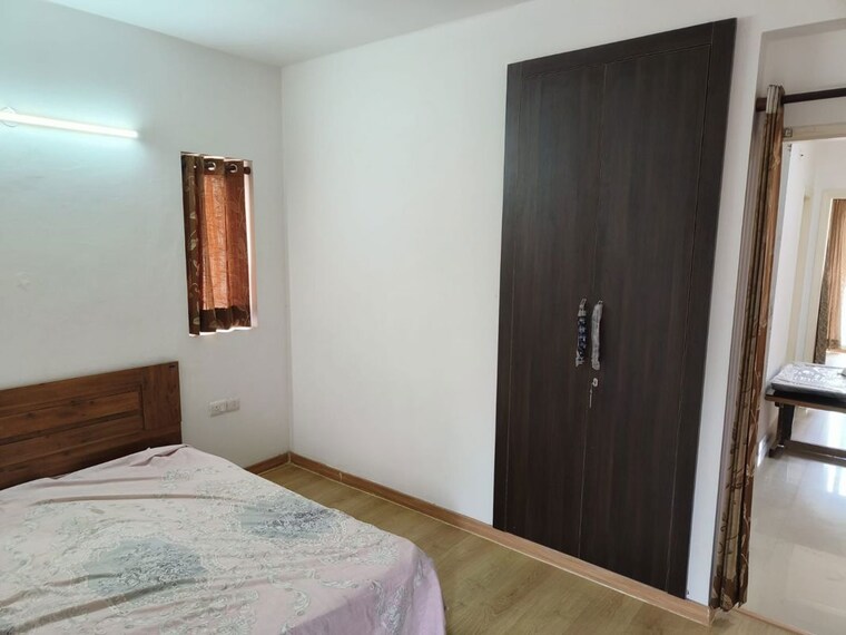 Bedroom, emaar-gurgaon-greens 3 Bedroom 1857 Sq.Ft. Apartment In Sector 102 Gurgaon 9758666
