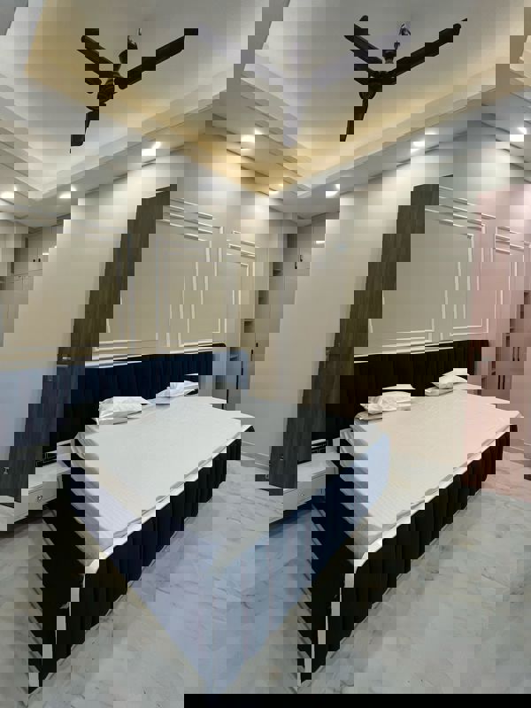 3 BHK 300 Sq.Ft. Builder Floor in Ansal Sushant Apartments