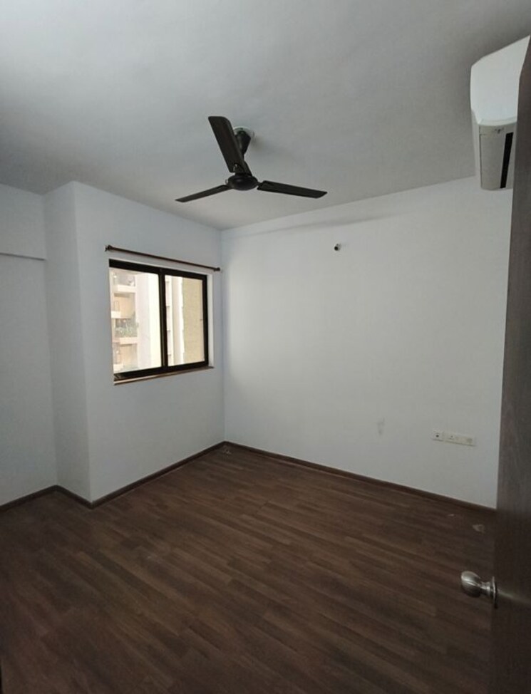 Room, lodha-downtown 2 Bedroom 580 Sq.Ft. Apartment In Dombivli East Thane 9758775