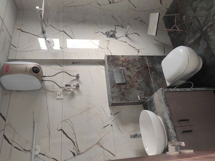 Master Bedroom, sector 52 5 Bedroom 3400 Sq.Ft. Apartment In Sector 52 Gurgaon 9743990