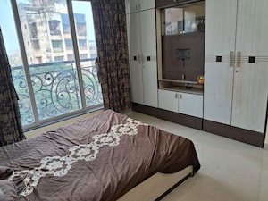 Bedroom in 2 BHK Apartment at Fairmont Palazo, Santacruz East – for Rent