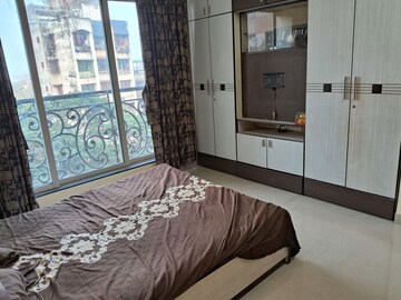 Bedroom in 2 BHK Apartment at Fairmont Palazo, Santacruz East – for Rent