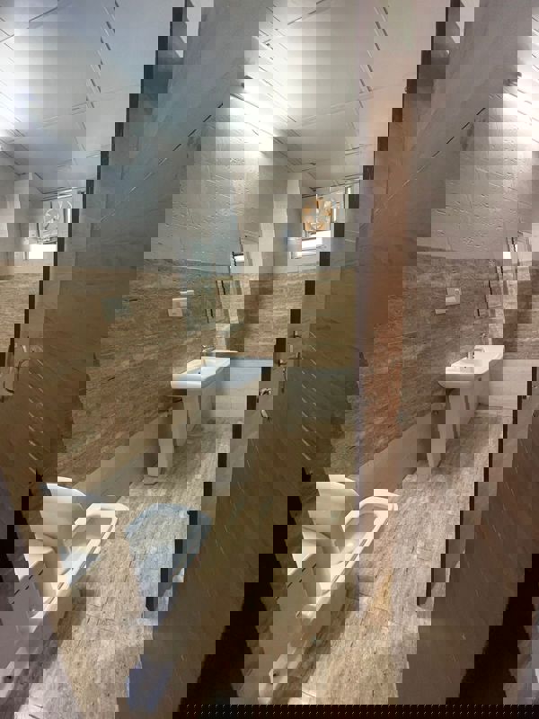 3 BHK Apartment For Rent in High Ground