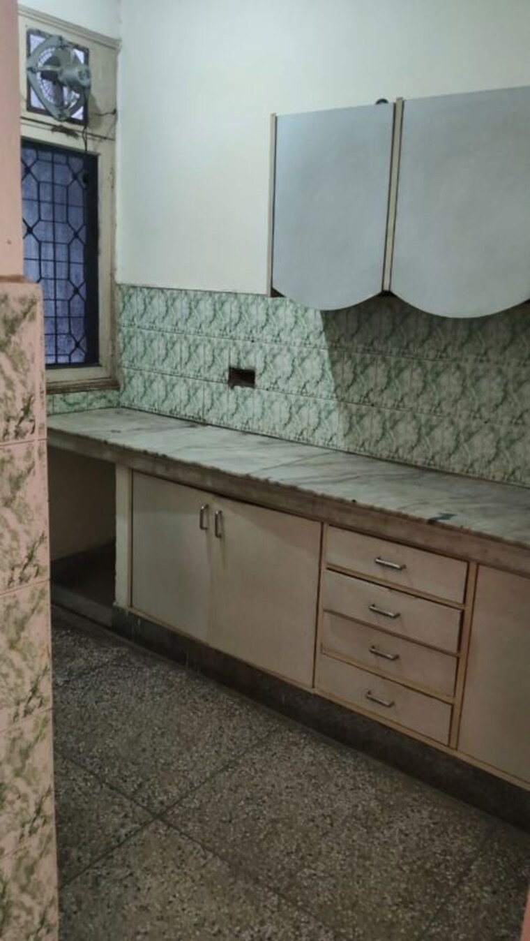 Bedroom, unitech-south-city-1 3 Bedroom 180 Sq.Ft. Builder Floor In South City 1 Gurgaon 9758803