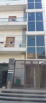 2 BHK + Pooja Room 1100 Sq.Ft. Builder Floor in Sector 63