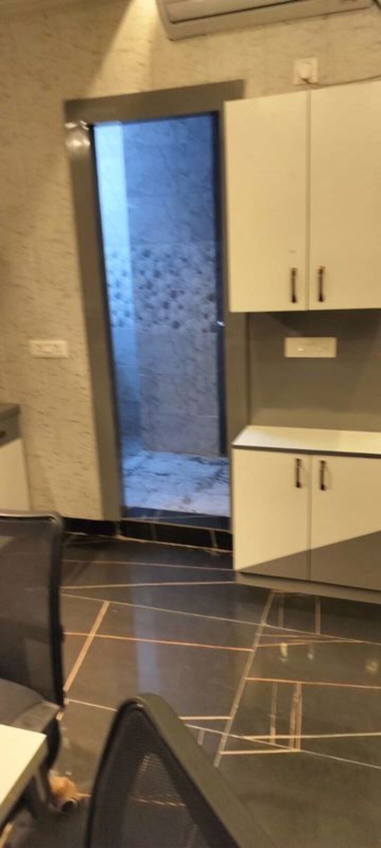 Kitchen, midpoint-mart Commercial Office Space 362 Sq.Ft. In Siddharth Vihar Ghaziabad 9758826