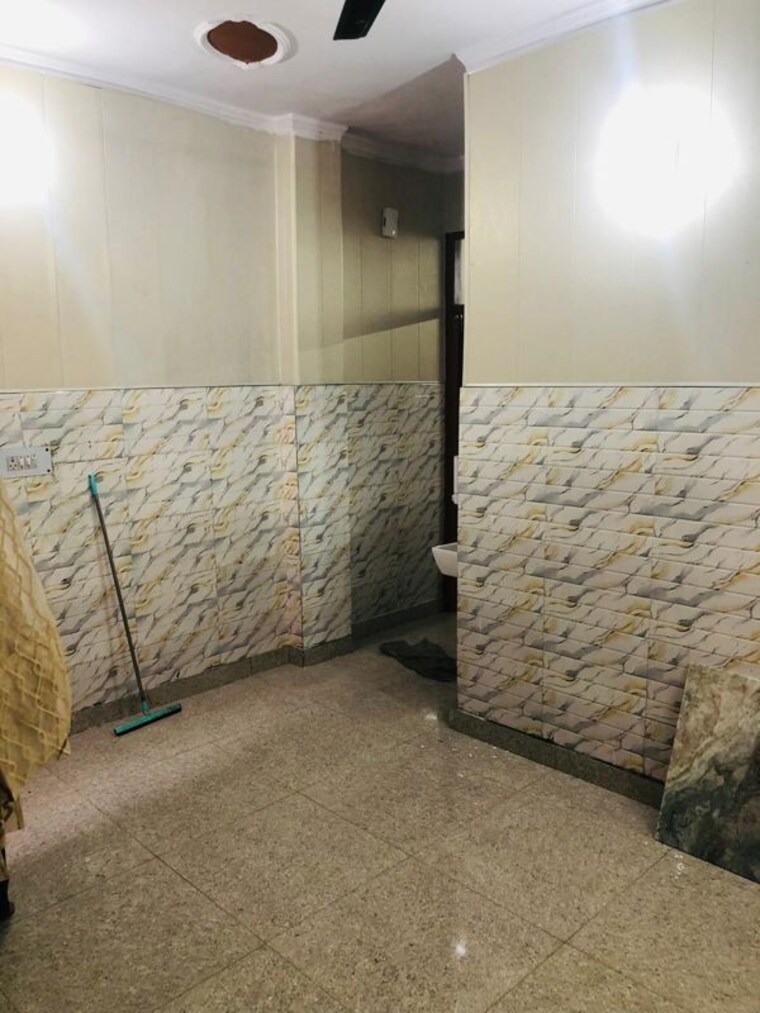 Bedroom, nawada 1.5 Bedroom 50 Sq.Yd. Builder Floor In Nawada Delhi 9758860