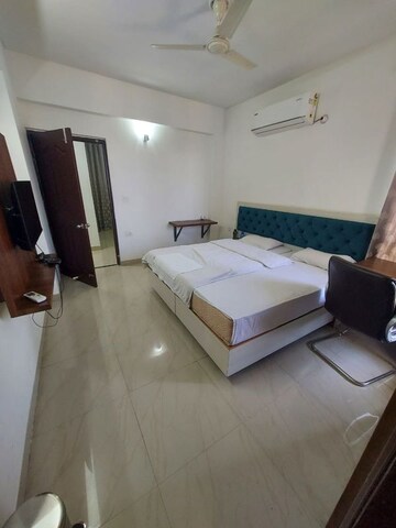 Room in  Pg at Gomti Nagar – for Rent