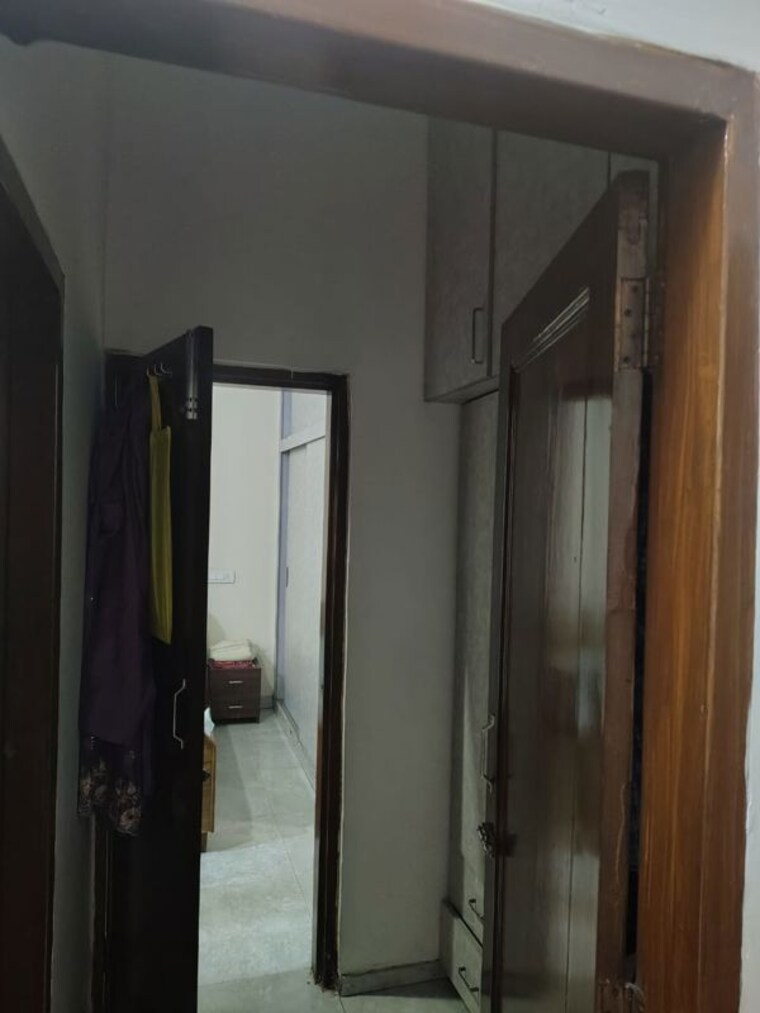 undefined, dhakoli 5 Bedroom 150 Sq.Yd. Builder Floor In Dhakoli Zirakpur 9758865