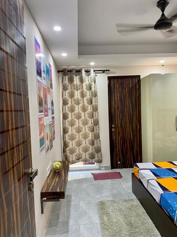 Bedroom in 1 BHK Builder Floor at DLF Qerwa, Sector 28 – for Rent