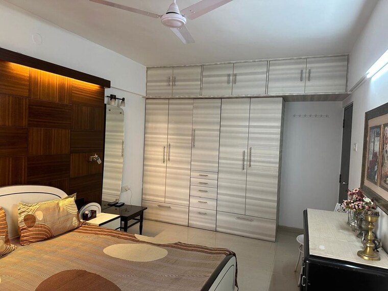 Master Bedroom, sant-sudama 2 Bedroom 740 Sq.Ft. Apartment In Santacruz East Mumbai 9758949