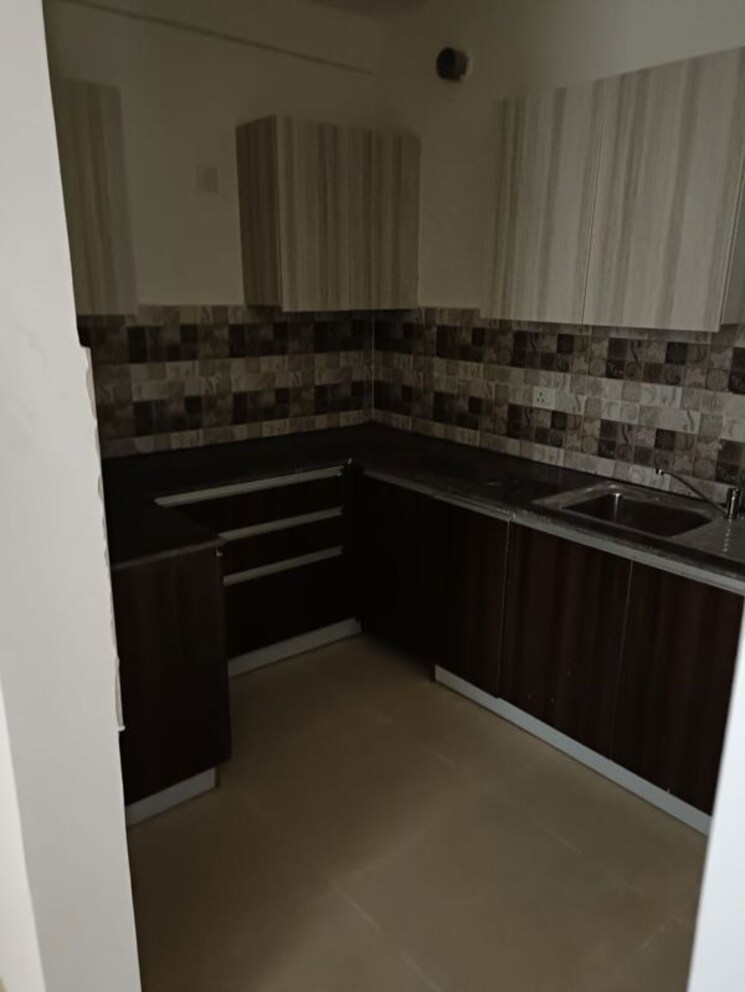 Kitchen, sushma-joynest-zrk 3 Bedroom 1350 Sq.Ft. Apartment In Ghazipur Zirakpur 9758956