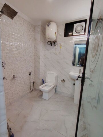 Bathroom in 1 BHK Builder Floor at Malviya Nagar – for Rent