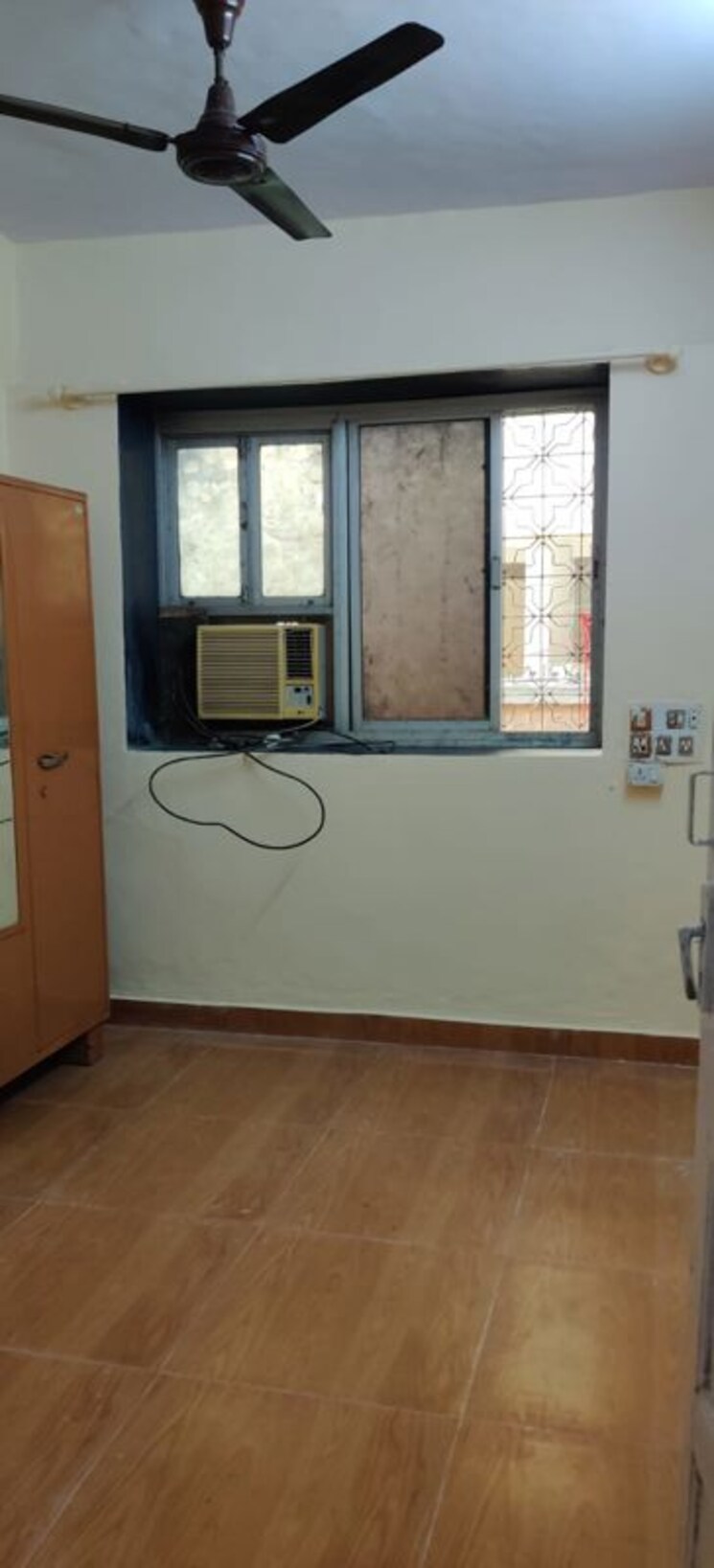 Room, vakola 1 Bedroom 500 Sq.Ft. Apartment In Vakola Mumbai 9758967