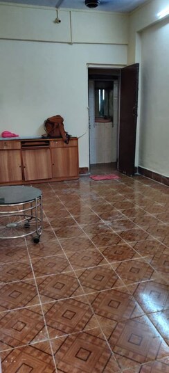 1 BHK + Pooja Room Apartment For Rent in Vakola