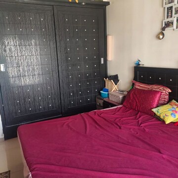 Bedroom in 2 BHK Apartment at Kingston Classic, Malad West – for Rent