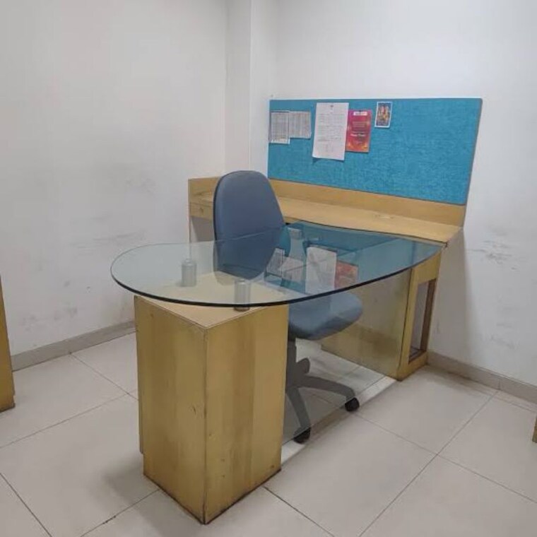 Team Area, janki-centre Commercial Office Space 800 Sq.Ft. In Jeevan Nagar Mumbai 9758985