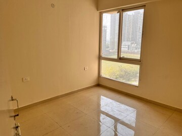 Room in 2 BHK Apartment at Signature The Millennia 2, Sector 37d – for Sale