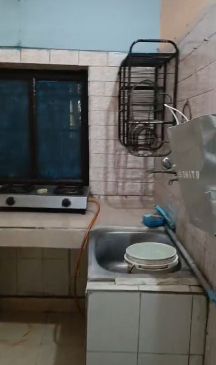 Bathroom, sector 51 2 Bedroom 162 Sq.Mt. Builder Floor In Sector 51 Noida 9759015