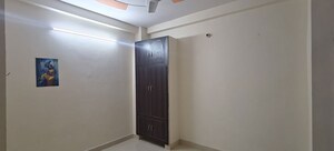 Room in 1 BHK Builder Floor at Samaspur Village – for Rent