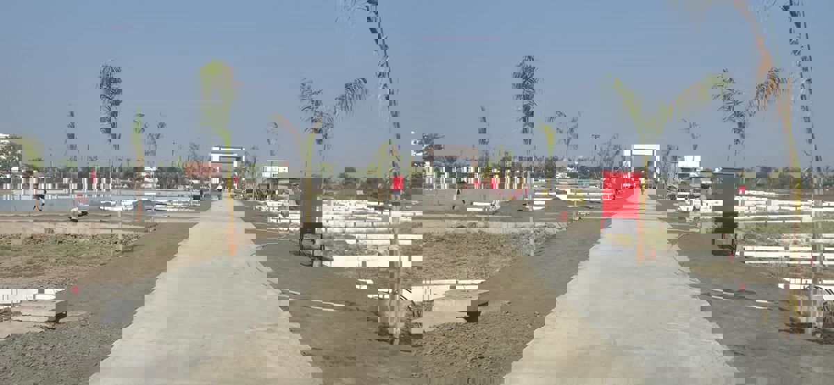 Plot For Sale in Godrej Anandam