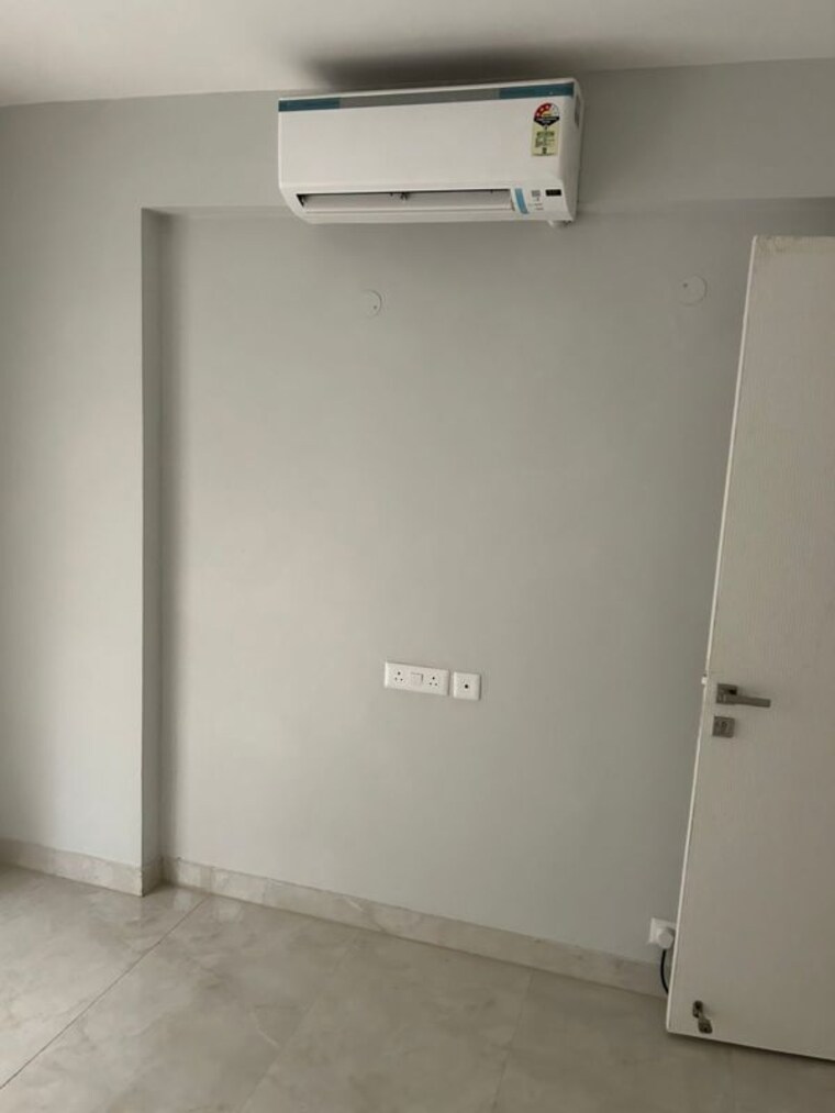 Room, signature-global-city 2 Bedroom 1060 Sq.Ft. Apartment In Sector 37d Gurgaon 9759086