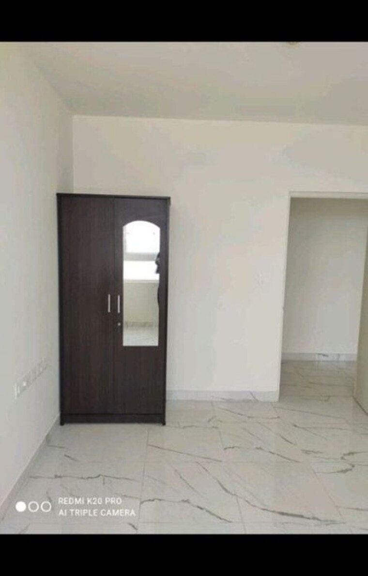 Room, mantri-manyata-lithos 3 Bedroom 1675 Sq.Ft. Apartment In Thanisandra Bangalore 9758998