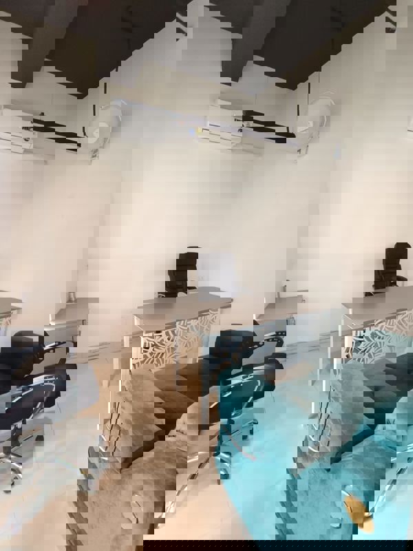 Office Space For Rent in Sector 9