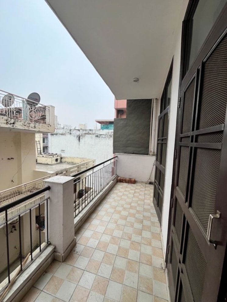 Balcony, sector 38 2 Bedroom 1419 Sq.Ft. Builder Floor In Sector 38 Gurgaon 9759134