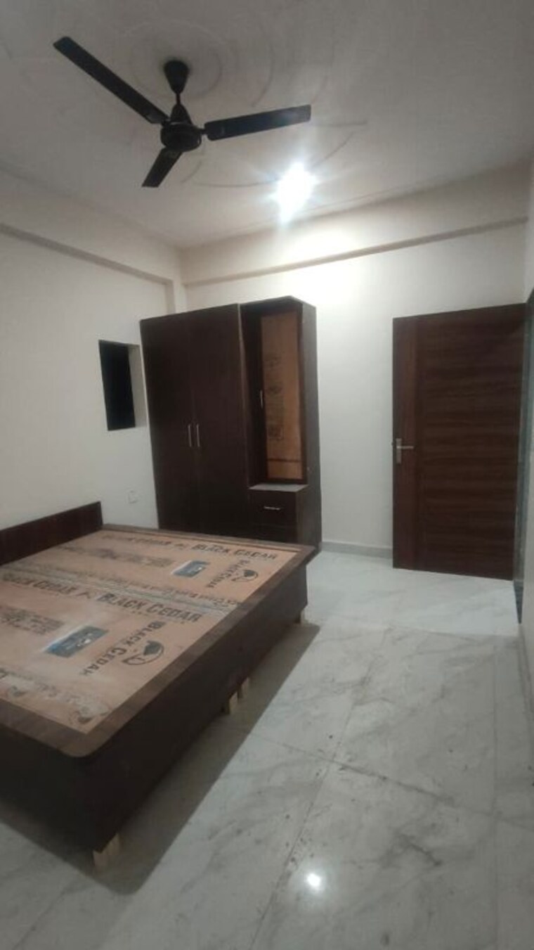Bedroom, dharam colony 1 Bedroom 450 Sq.Ft. Independent House In Dharam Colony Gurgaon 9750457