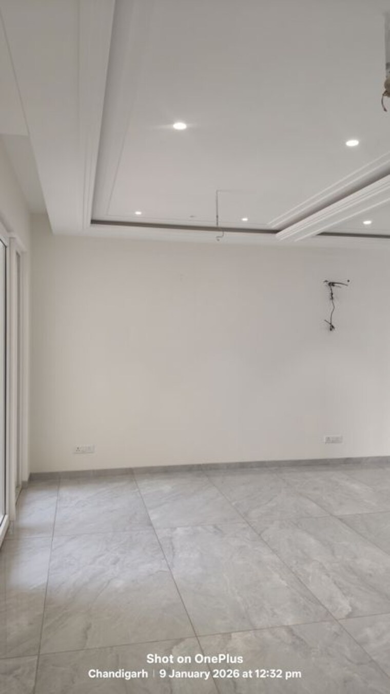 Room, dhakoli 4 Bedroom 2225 Sq.Ft. Apartment In Dhakoli Zirakpur 9759161