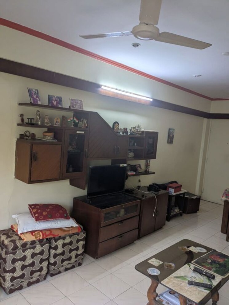 undefined, varsha-chs 1 Bedroom 584 Sq.Ft. Apartment In Andheri West Mumbai 9748433