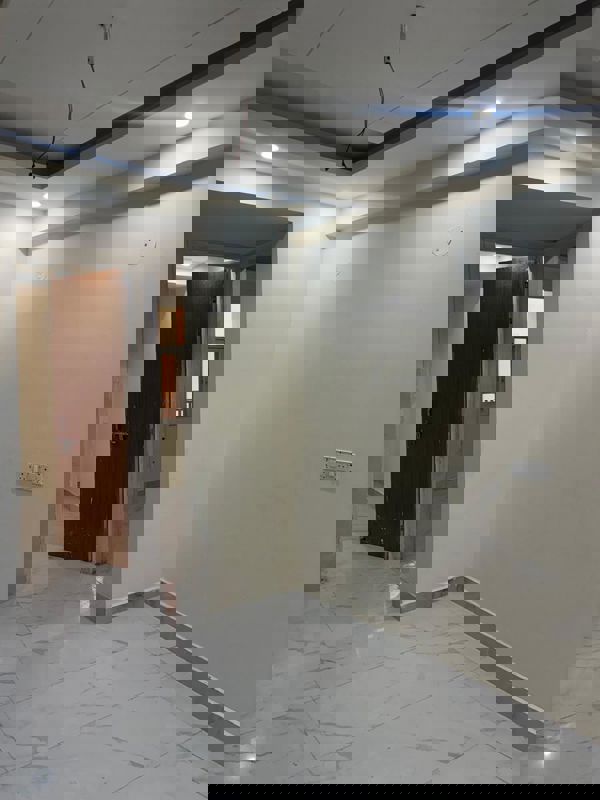 2 BHK Independent House For Rent in Sector 52