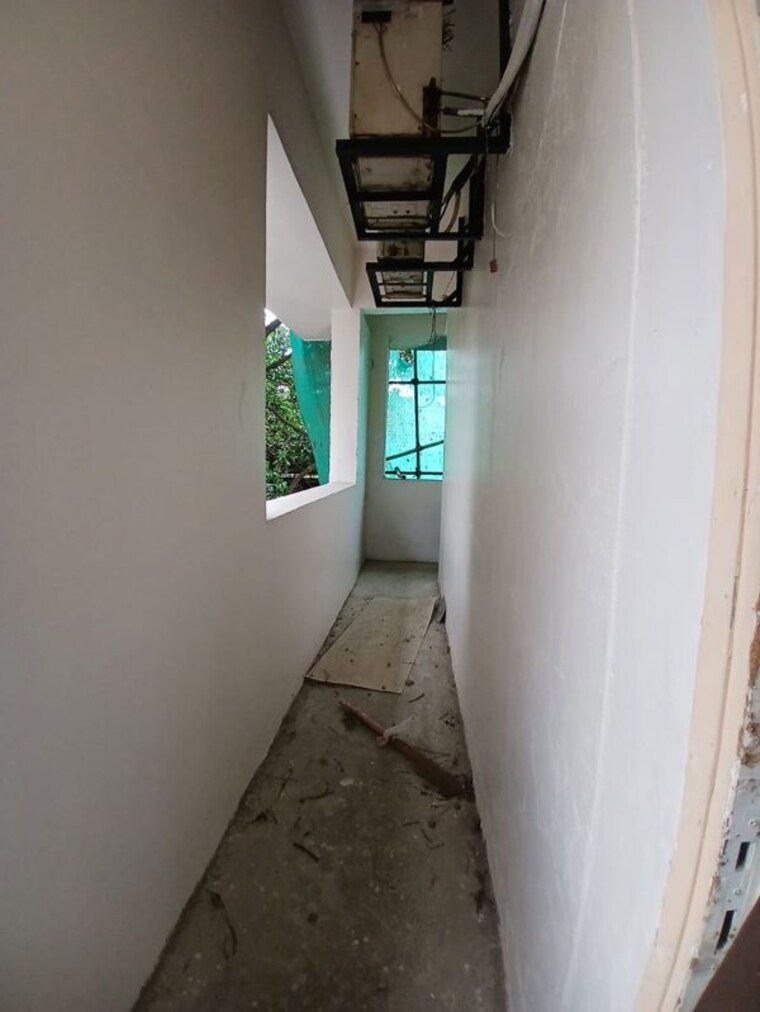 undefined, vishveshwar nagar Commercial Office Space 947 Sq.Ft. In Vishveshwar Nagar Mumbai 9759389