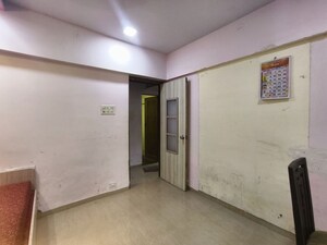 Room in 2 BHK Apartment at Vihang Valley Phase 2, Kasarvadavali – for Rent